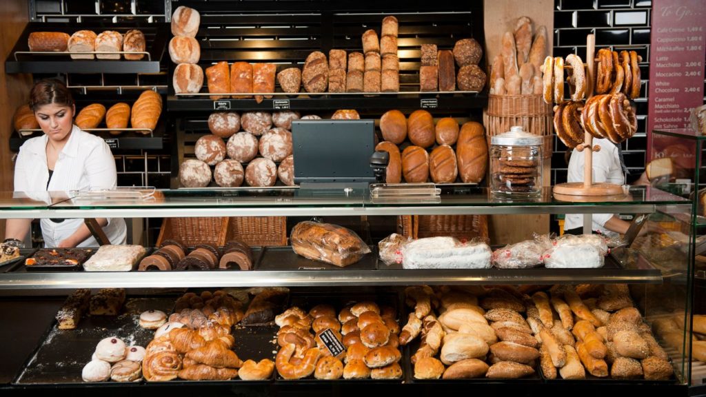 How to start a bakery business in Uganda